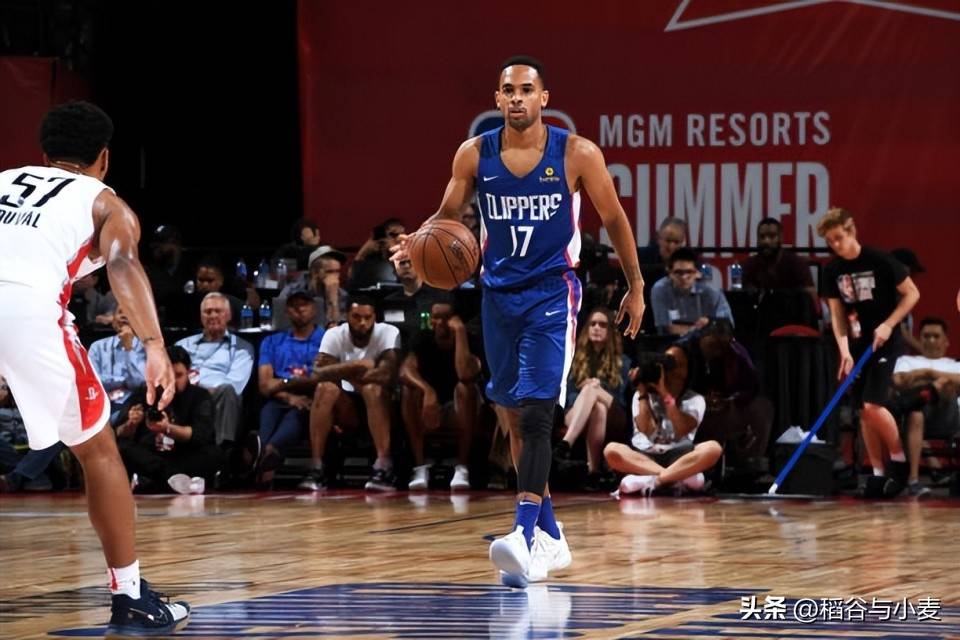 相信品牌的力量-洛杉矶快船发布备战花絮；赛前官宣签约；CBA常规赛任务艰巨；心理建设被强调的简单介绍