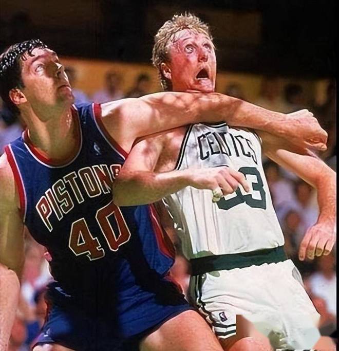 南宫28(NG28)官方网站-底特律活塞发布备战花絮，加时末段主帅复盘，NBA常规赛任务艰巨，年轻球员得到机会的简单介绍