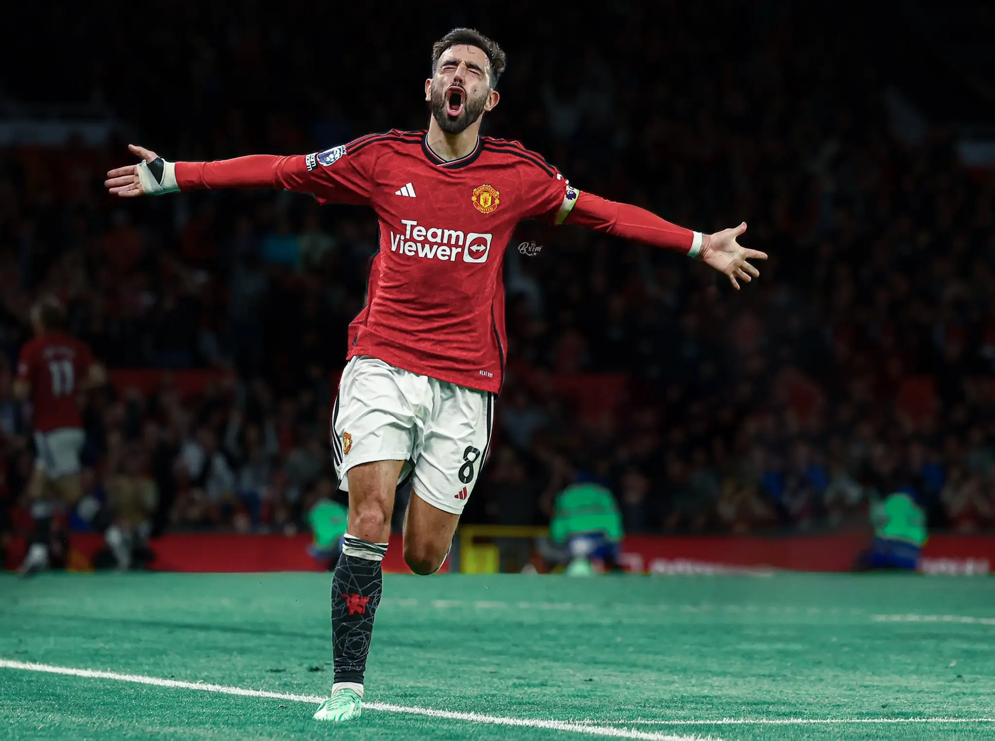 南宫28官网-斯图加特发布备战花絮，国际比赛日造点机会，NBA常规赛任务艰巨，年轻球员得到机会的简单介绍